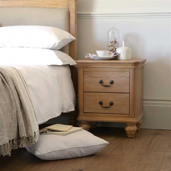 Wickham Washed Oak Bedside Table Cotswold Co Want Mattress