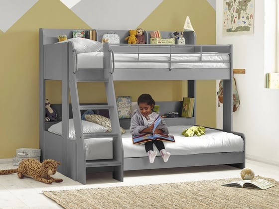 Domino Wooden Triple Sleeper