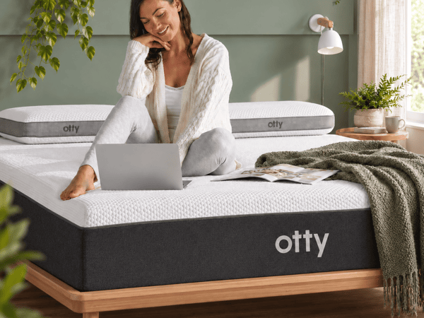 OTTY Aura Hybrid Mattress