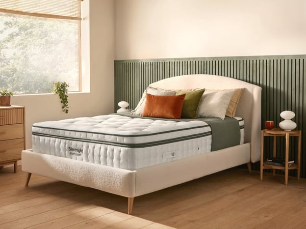 Silentnight Plant Based Box Top 1800 Pocket Mattress