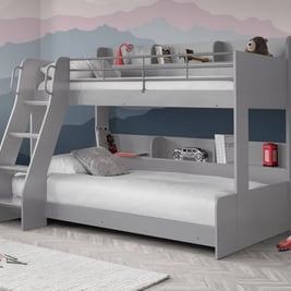Domino Wooden Triple Sleeper