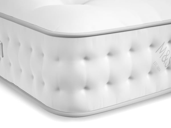 M&S Collection 2500 Luxury British Wool Pocket Spring Medium Mattress