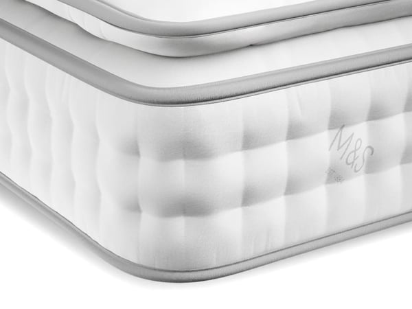 M&S Collection 2500 Luxury British Wool Pocket Spring Medium Pillowtop Mattress