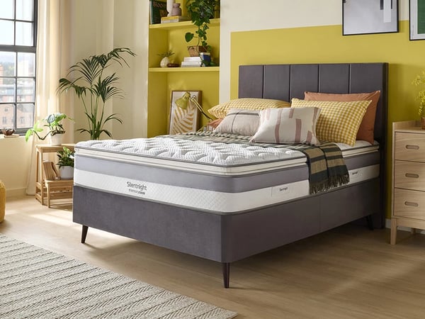 Silentnight Memory Cool 2000 Mirapocket Pillow Top Mattress