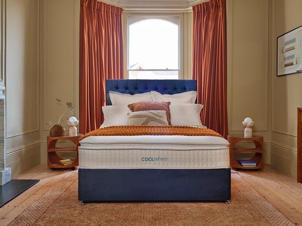 Sleepeezee Cool Refresh 3200 Pocket Pillow Top Mattress