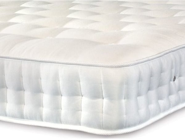 Sleepeezee Pure Imperial 2000 Pocket Natural Mattress Want Mattress